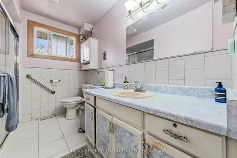 122 Green Cedar Drive Hamilton ON L9C 6W6