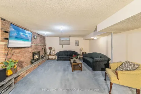 122 Green Cedar Drive Hamilton ON L9C 6W6