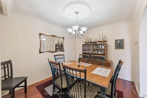 122 Green Cedar Drive Hamilton ON L9C 6W6