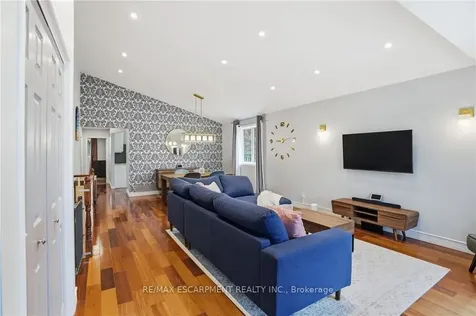 2 Amore Boulevard Hamilton ON L9B 2V3
