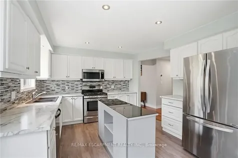 2 Amore Boulevard Hamilton ON L9B 2V3