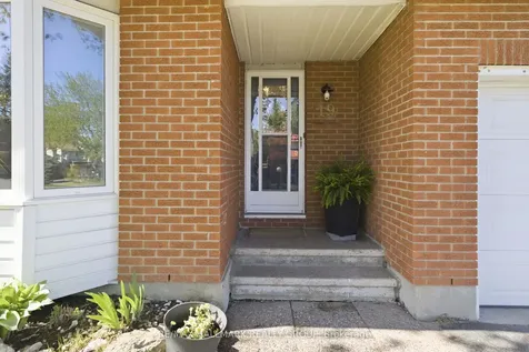 19 Bernier Terrace Kanata ON K2L 2V1