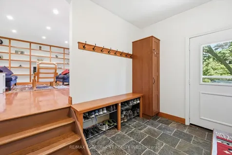 93 Sunning Hill Avenue Hamilton ON L8T 1B6