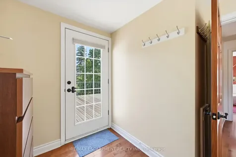93 Sunning Hill Avenue Hamilton ON L8T 1B6