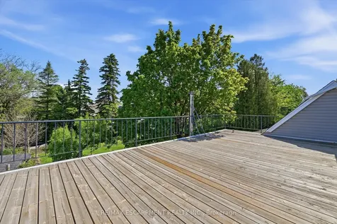 93 Sunning Hill Avenue Hamilton ON L8T 1B6