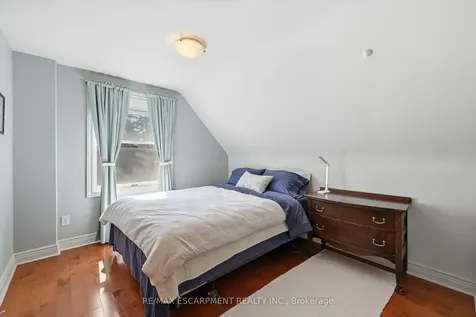 93 Sunning Hill Avenue Hamilton ON L8T 1B6