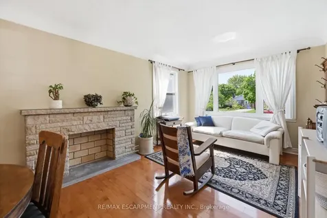 93 Sunning Hill Avenue Hamilton ON L8T 1B6