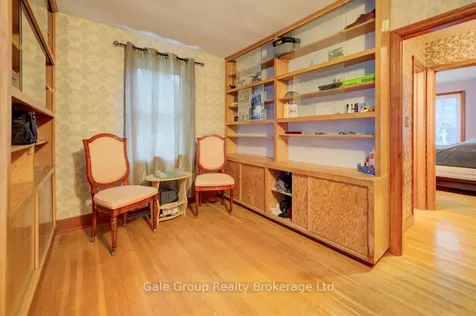 694 Glencairn Avenue Woodstock ON N4S 5V9