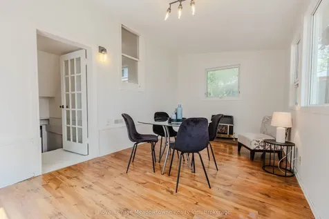 21 Elgin Street N Cambridge ON N1R 5G8