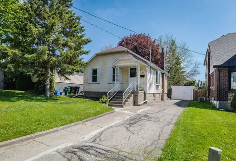 21 Elgin Street N Cambridge ON N1R 5G8