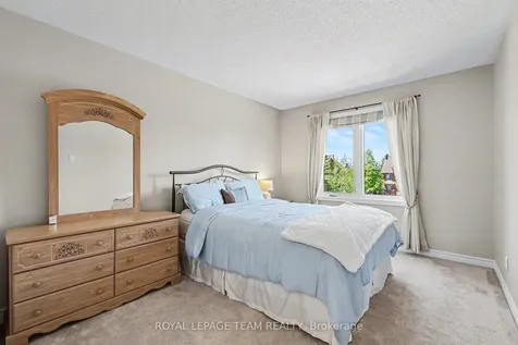 12 Catherwood Court Kanata ON K2K 2K1