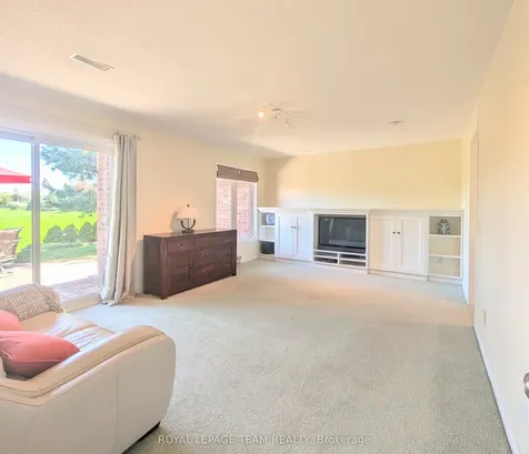 12 Catherwood Court Kanata ON K2K 2K1