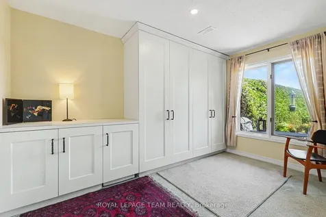 12 Catherwood Court Kanata ON K2K 2K1