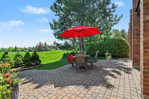 12 Catherwood Court Kanata ON K2K 2K1