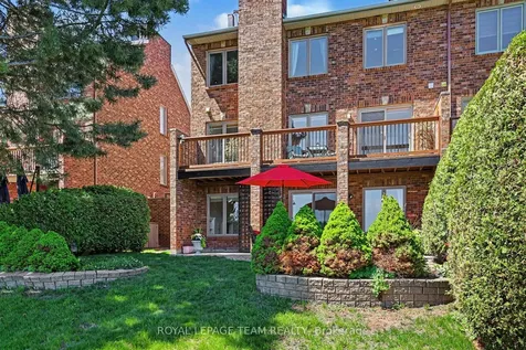 12 Catherwood Court Kanata ON K2K 2K1