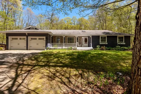 1015 Walker's Glenn Crescent Lake Of Bays ON P1H 2J6