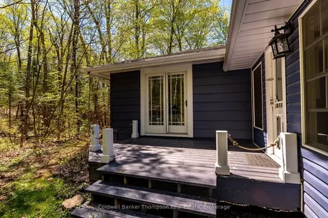 1015 Walker's Glenn Crescent Lake Of Bays ON P1H 2J6