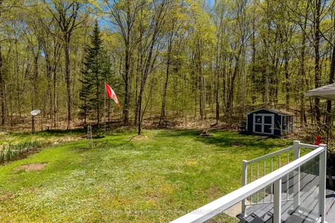 1015 Walker's Glenn Crescent Lake Of Bays ON P1H 2J6