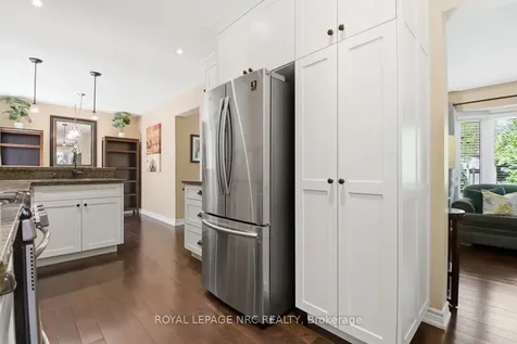 2 Meadowbrook Lane Pelham ON L0S 1E4