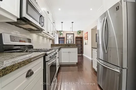 2 Meadowbrook Lane Pelham ON L0S 1E4