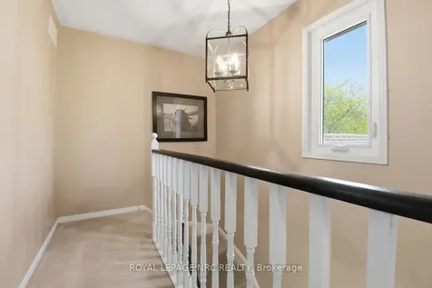 2 Meadowbrook Lane Pelham ON L0S 1E4