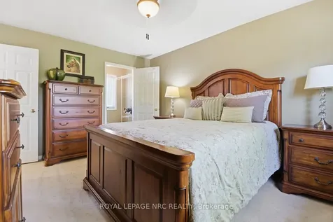 2 Meadowbrook Lane Pelham ON L0S 1E4