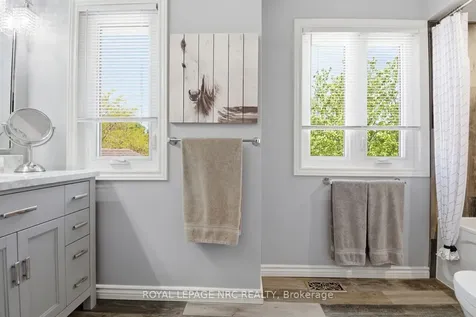 2 Meadowbrook Lane Pelham ON L0S 1E4