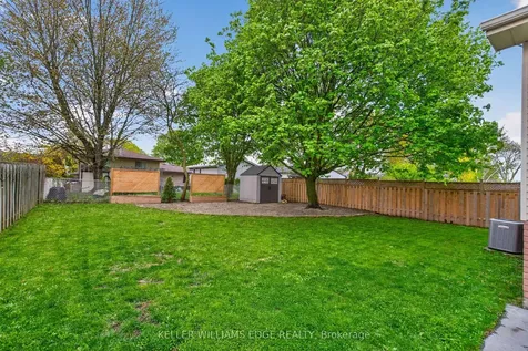 52 Latzer Crescent Brantford ON N3V 1E1