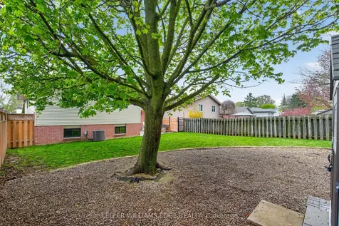 52 Latzer Crescent Brantford ON N3V 1E1