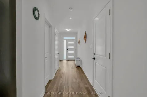 14 Welch Lane Hamilton ON L9C 0G1