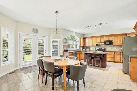16 Oldmill Road Hamilton ON L9G 5E2