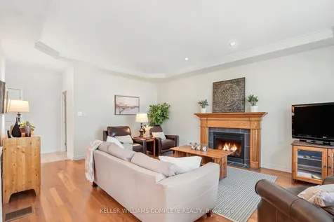 16 Oldmill Road Hamilton ON L9G 5E2