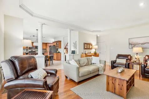 16 Oldmill Road Hamilton ON L9G 5E2
