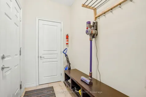 16 Oldmill Road Hamilton ON L9G 5E2