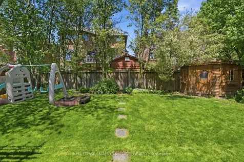 16 Oldmill Road Hamilton ON L9G 5E2