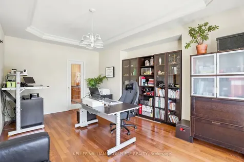 16 Oldmill Road Hamilton ON L9G 5E2