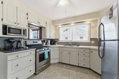 358 Sugarloaf Street Port Colborne ON L3K 2P3