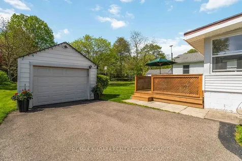 358 Sugarloaf Street Port Colborne ON L3K 2P3