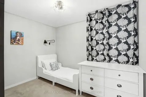 22 Cathedral Street Hamilton ON L8B 0S3