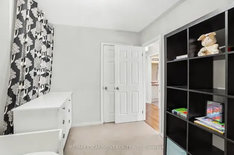 22 Cathedral Street Hamilton ON L8B 0S3