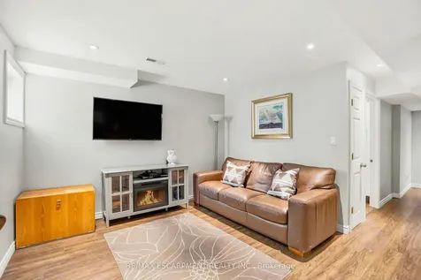 22 Cathedral Street Hamilton ON L8B 0S3