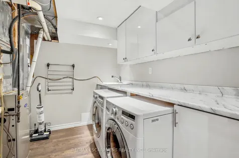 22 Cathedral Street Hamilton ON L8B 0S3