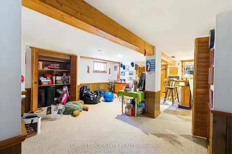 257 West 2nd Street Hamilton ON L9C 3G6