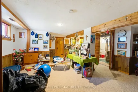 257 West 2nd Street Hamilton ON L9C 3G6