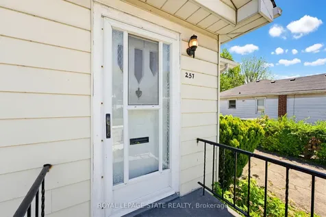 257 West 2nd Street Hamilton ON L9C 3G6
