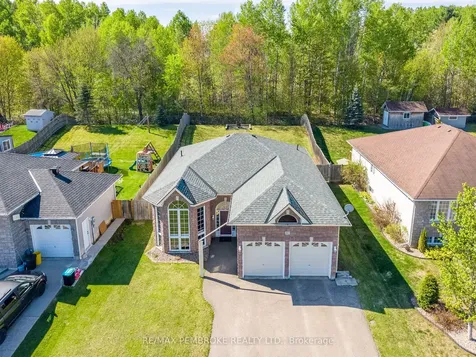 663 Fairview Avenue S Laurentian Valley ON K8A 8N4