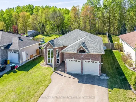 663 Fairview Avenue S Laurentian Valley ON K8A 8N4
