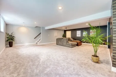 300 Lexington Boulevard St. Clair ON N0N 1G0