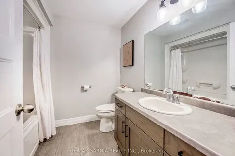 300 Lexington Boulevard St. Clair ON N0N 1G0