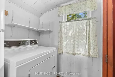 38 Hugh Street S Arnprior ON K7S 2V6